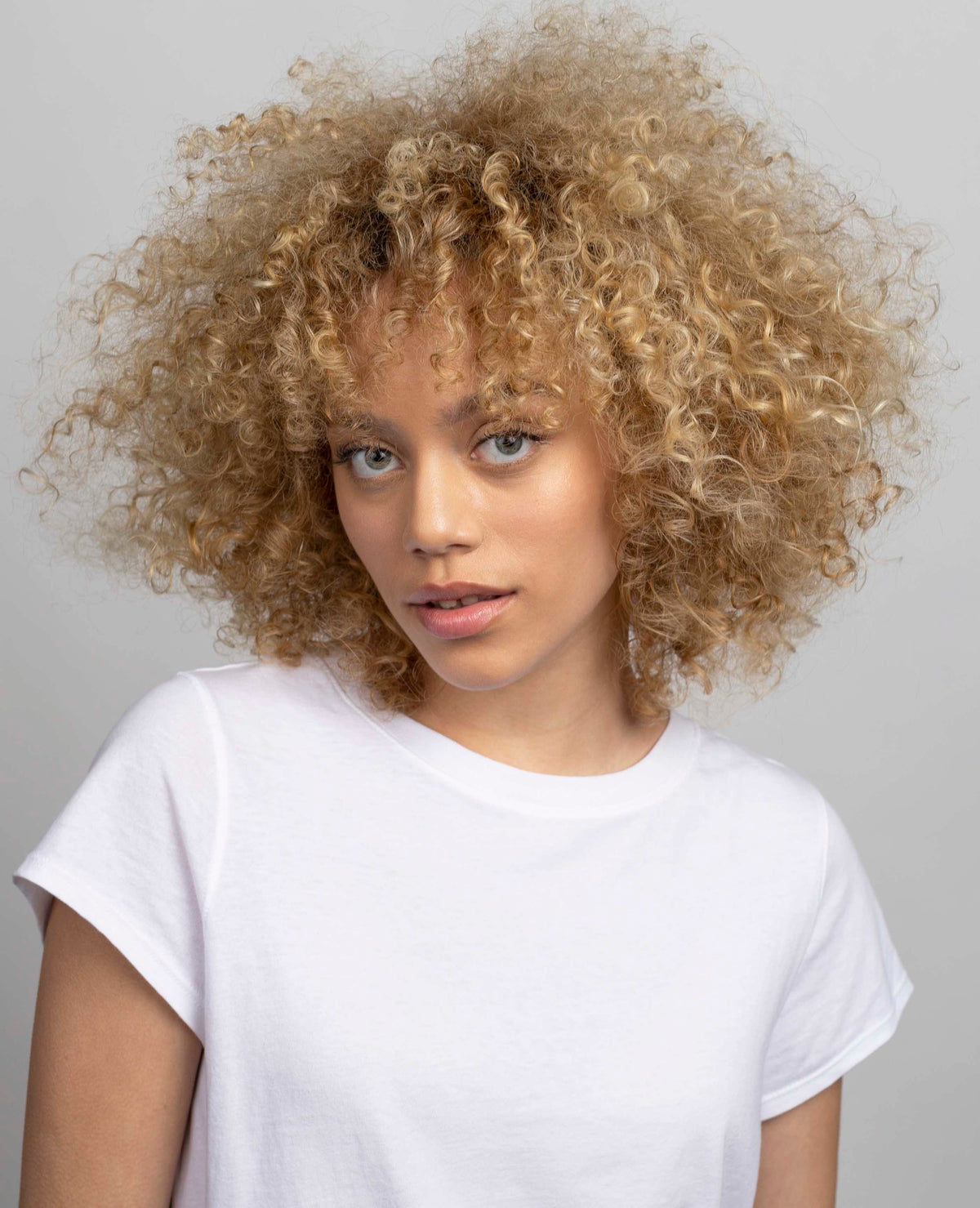 ON A CLOUD Bond Building + Repair Oil Shampoo